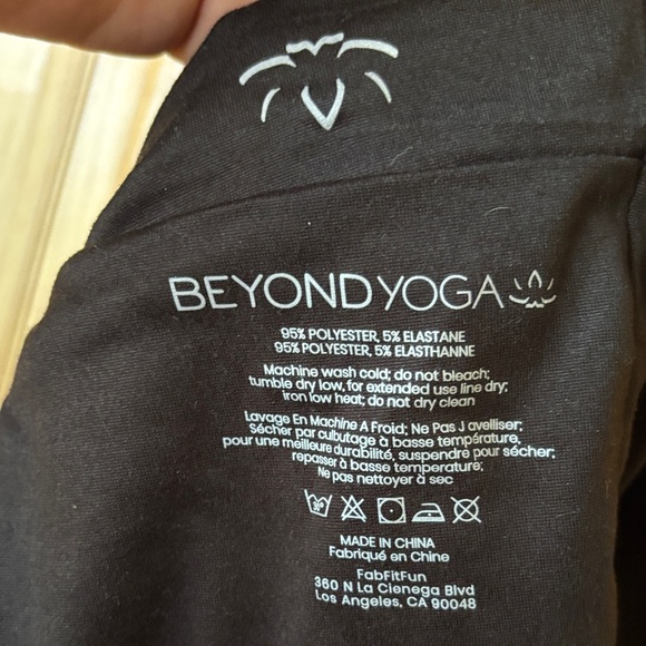 Beyond Yoga infinity Scarf - Picture 2 of 2